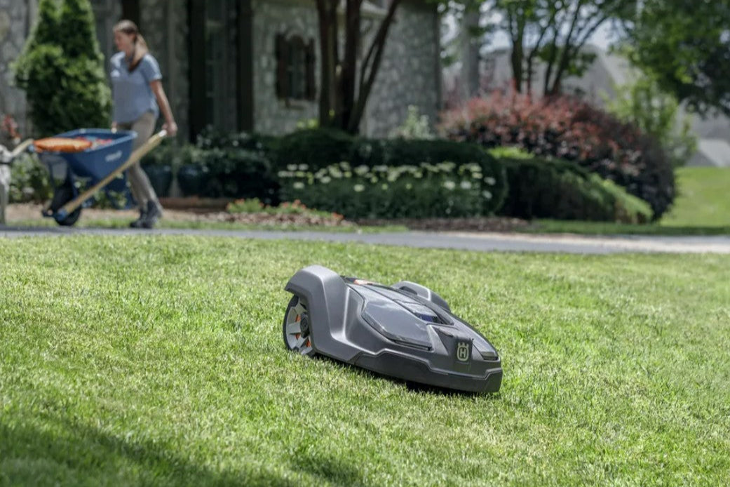 Husqvarna Automower 430X – Robotic Mower for Large Lawns
